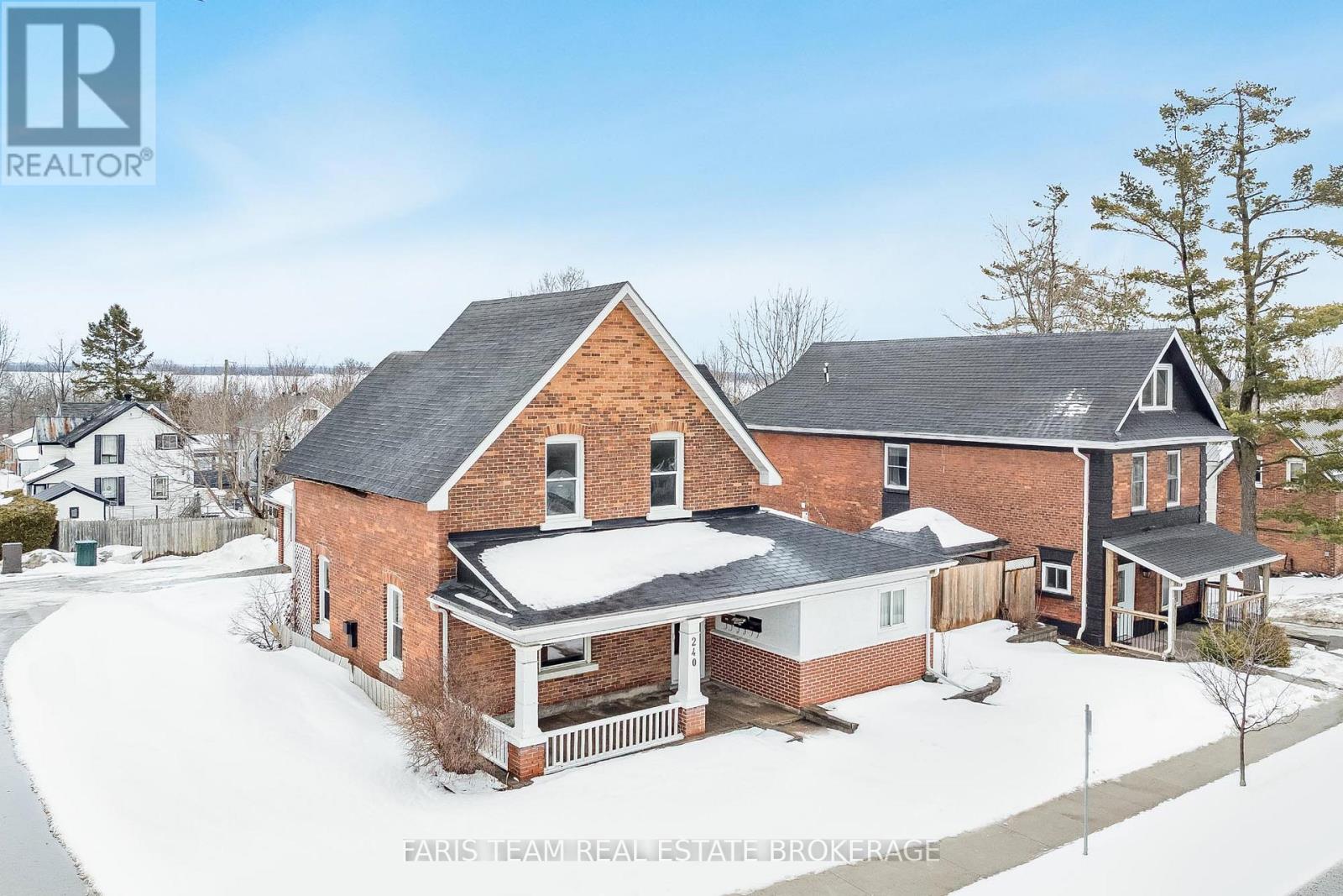 Detached at 240 LACLIE STREET, Orillia