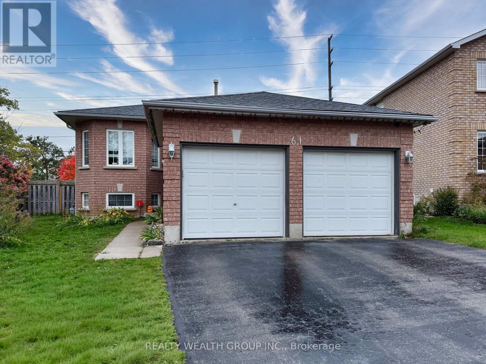 Detached at 61 STOLLAR BOULEVARD, Barrie (Little Lake)