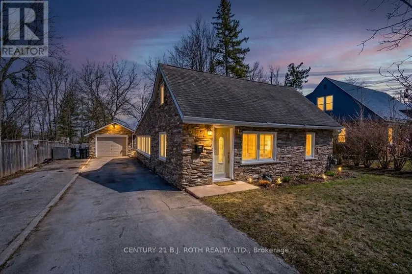 Detached at 45 GROVE STREET W, Barrie