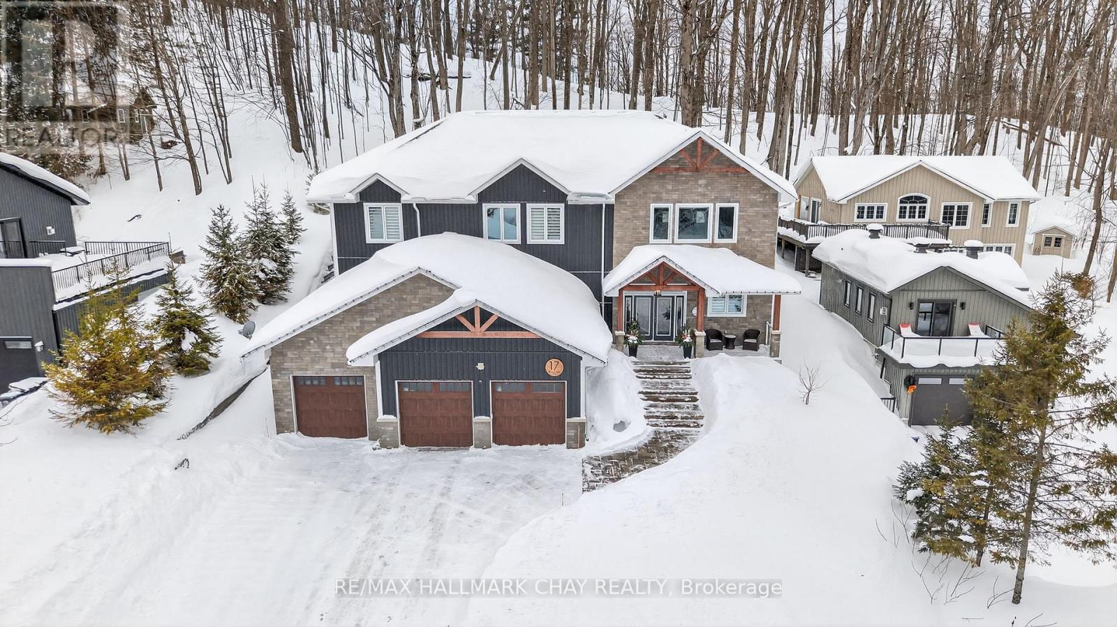 Detached at 17 PINE RIDGE TRAIL, Oro-Medonte