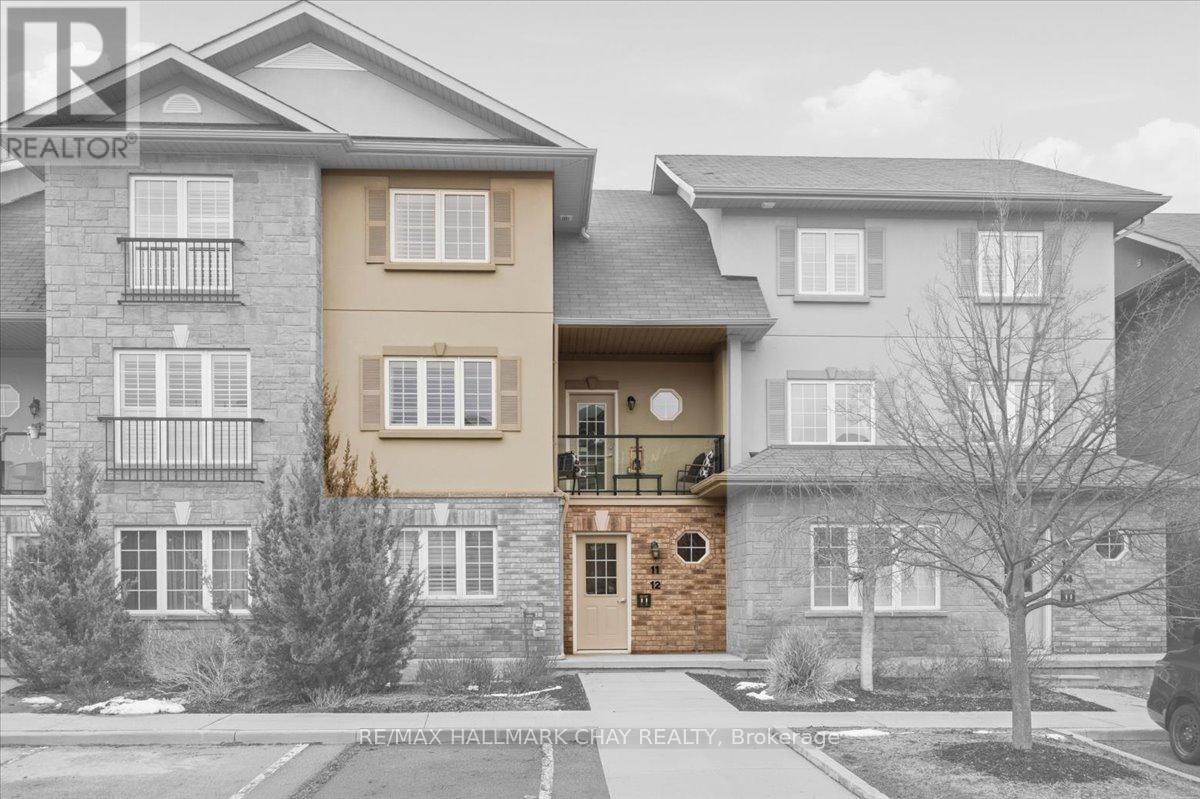 Townhouse at 12 - 53 FERNDALE DRIVE S, Barrie (Ardagh)