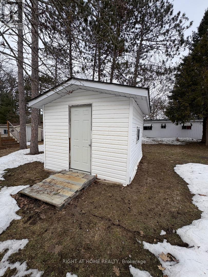 Detached at 14 SINCLAIR AVENUE S, Wasaga Beach