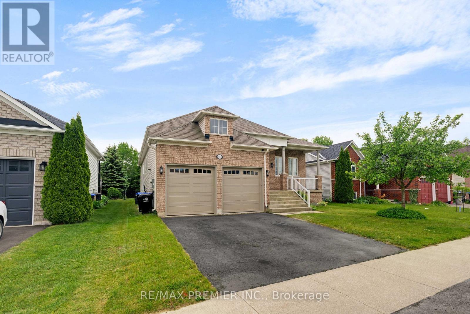 Detached at 67 MEADOWLARK BOULEVARD, Wasaga Beach