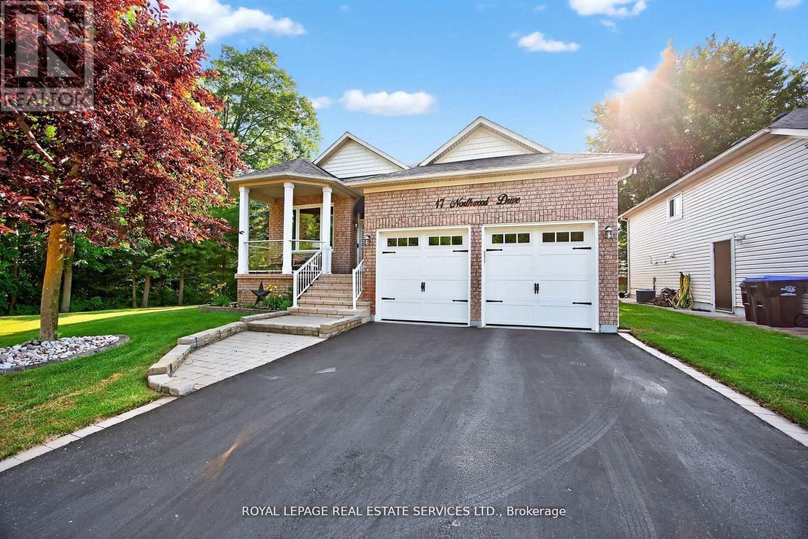Detached at 17 NORTHWOOD DRIVE, Wasaga Beach