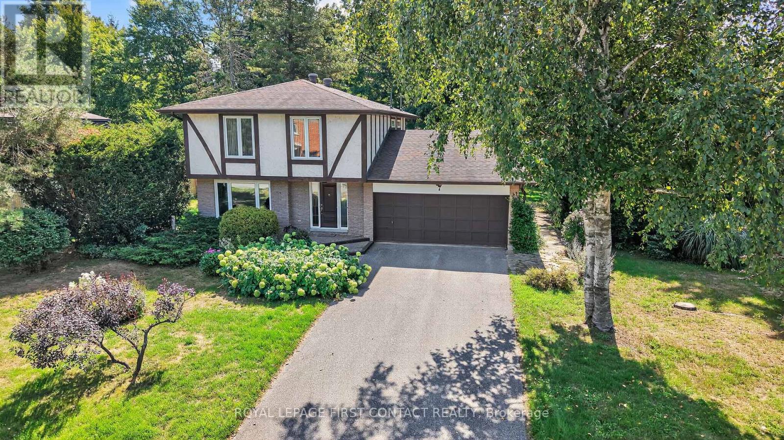 Detached at 7 MAPLECREST ROAD, Springwater (Midhurst)