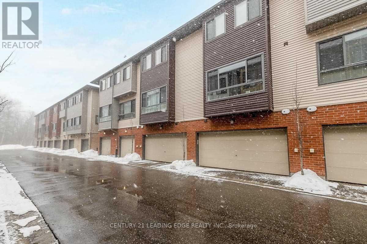 Townhouse at 45 - 369 ESSA ROAD, Barrie (Holly)