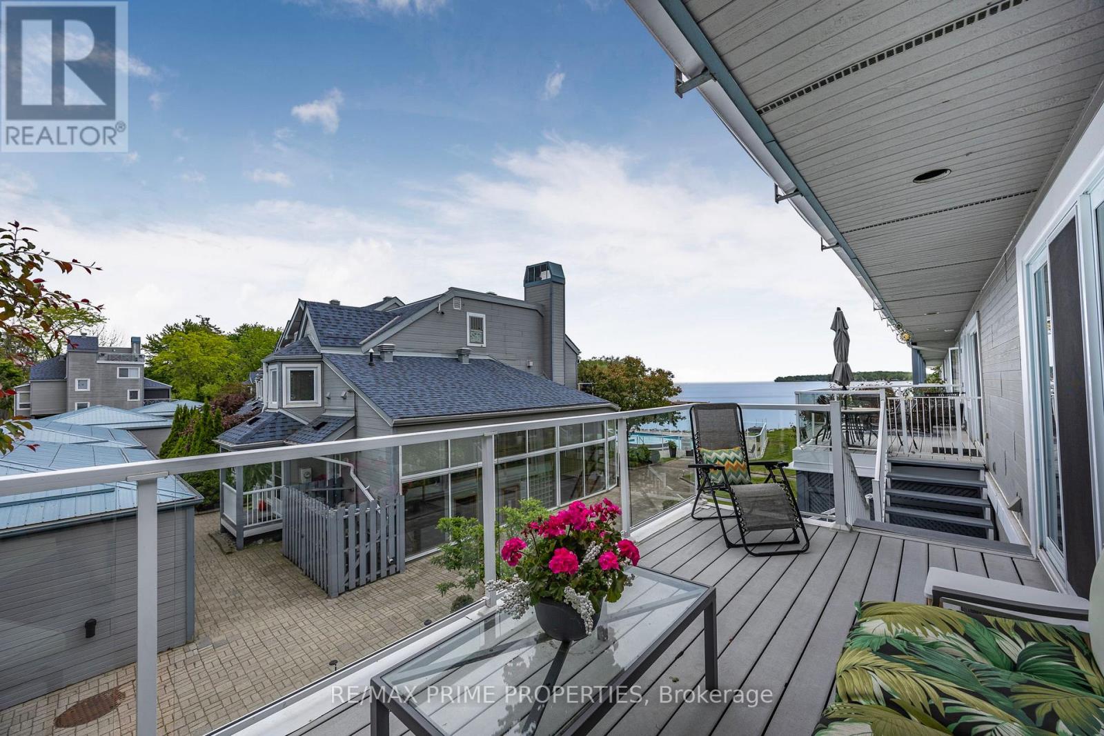 Apartment at 201 - 585 ATHERLEY ROAD, Orillia