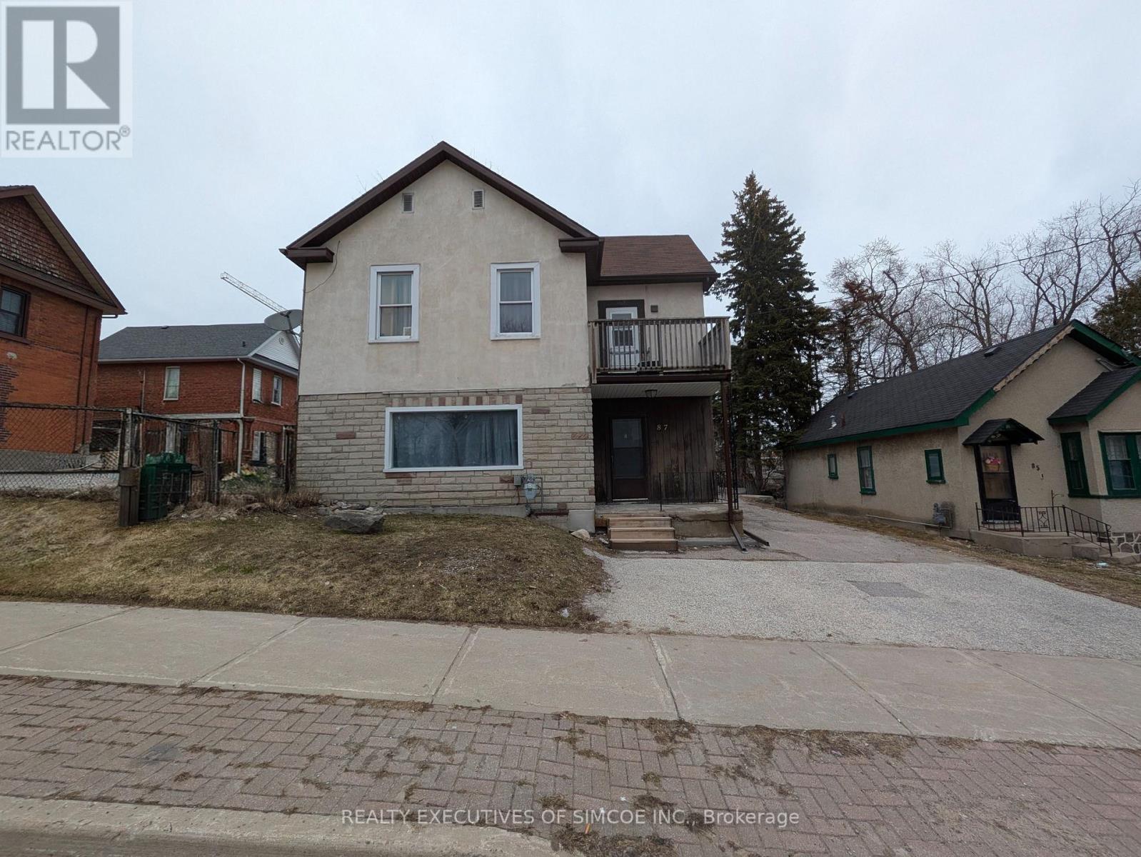 Multiplex at 87 MAPLE AVENUE, Barrie (City Centre)
