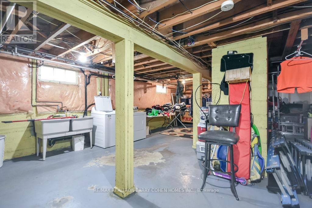 Detached at 62 LETITIA STREET, Barrie