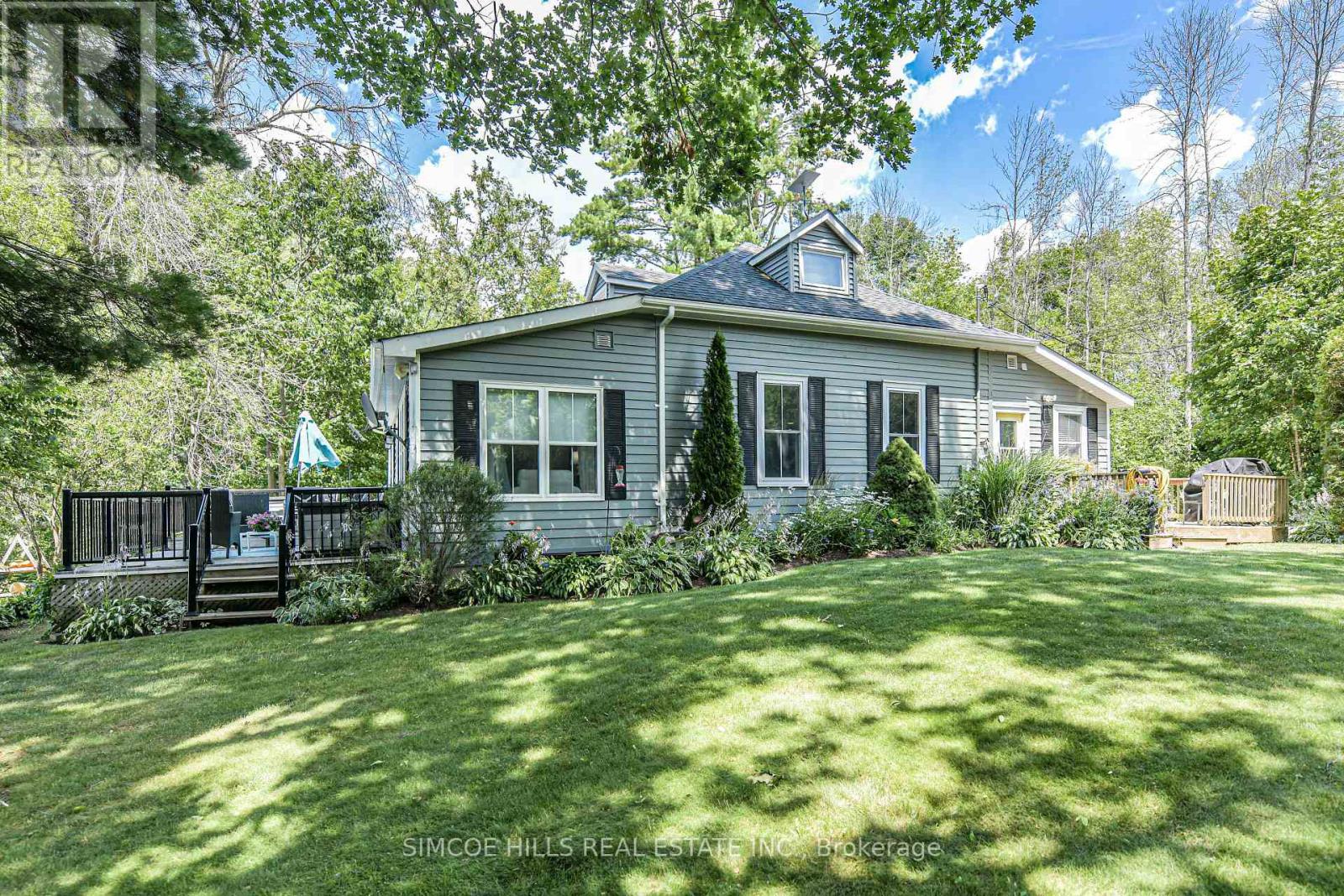 Detached at 6888 PENTLAND LANE N, Ramara