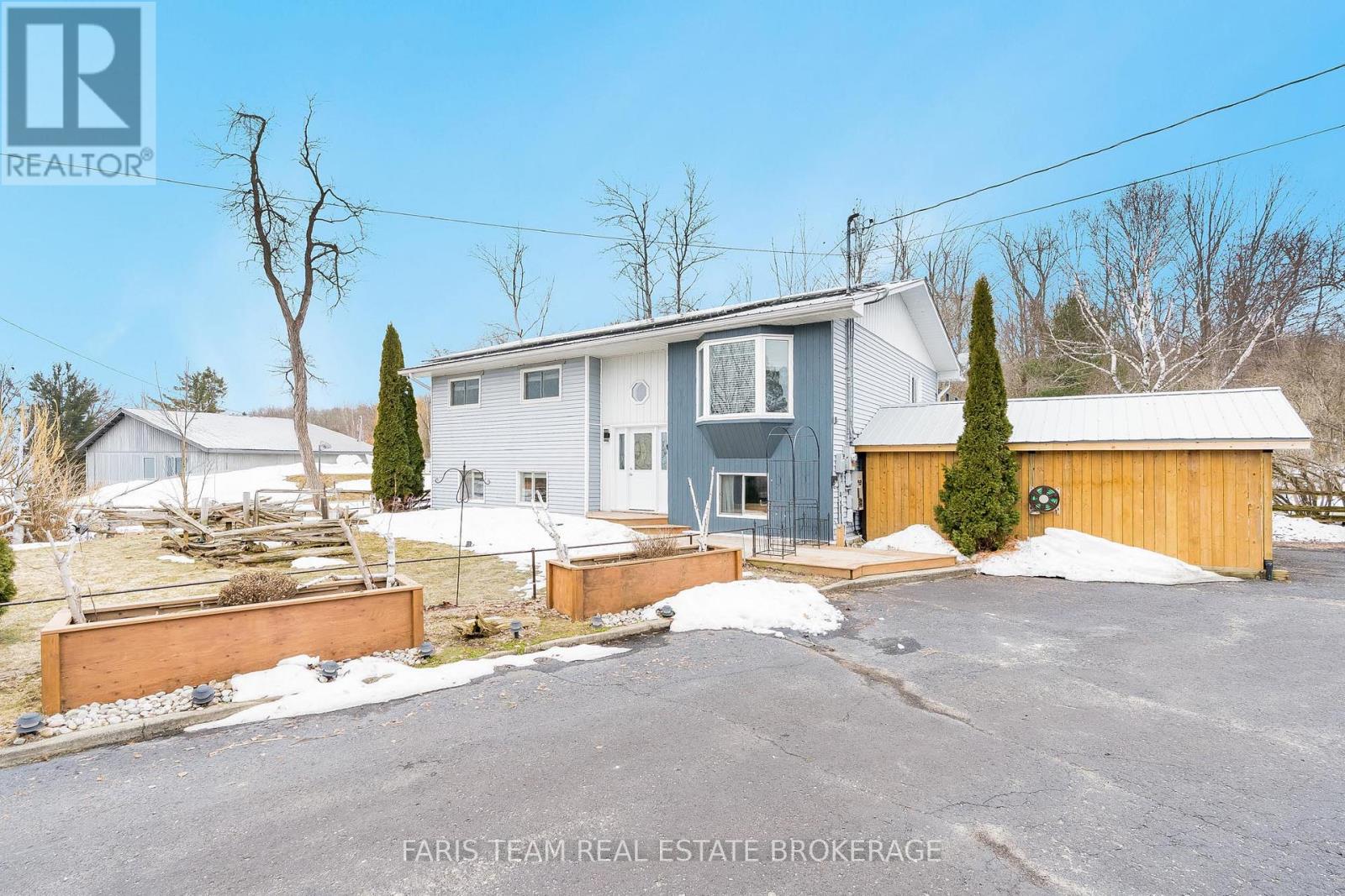 Detached at 12804 COUNTY ROAD 16, Severn (Fesserton)