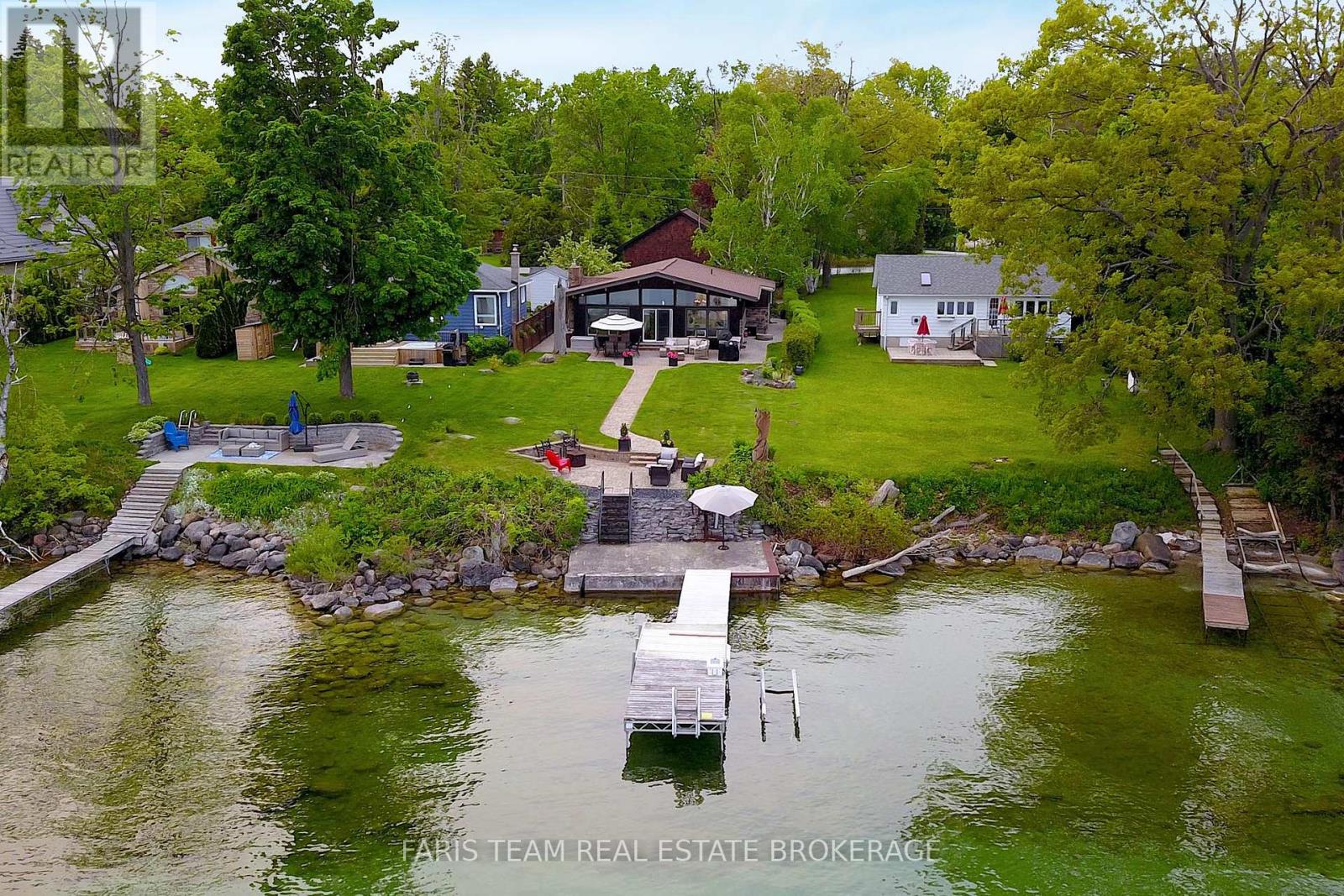Detached at 3 GREENWOOD FOREST ROAD, Oro-Medonte