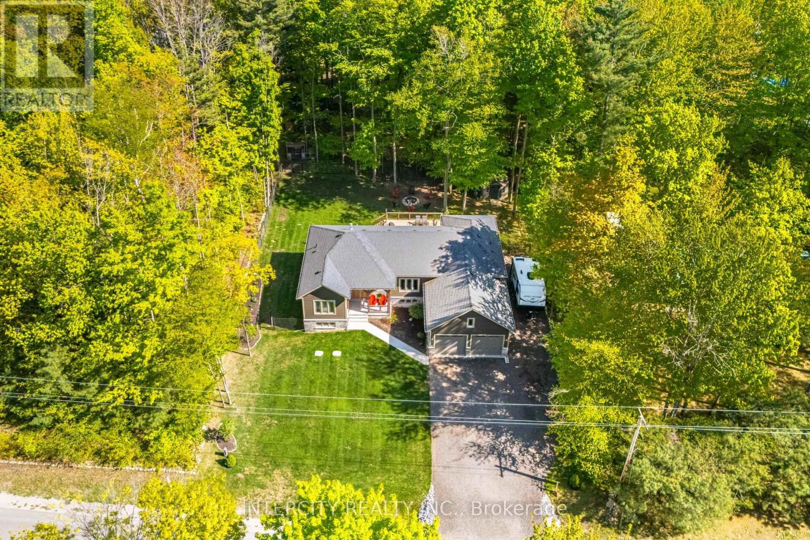 Detached at 41 TALL PINES DRIVE, Tiny