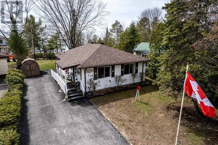 Detached at 310 TINY BEACHES ROAD S, Tiny