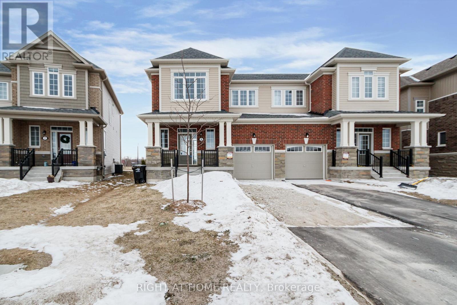 Semi-Detached/Link at 9 MISSION STREET, Wasaga Beach