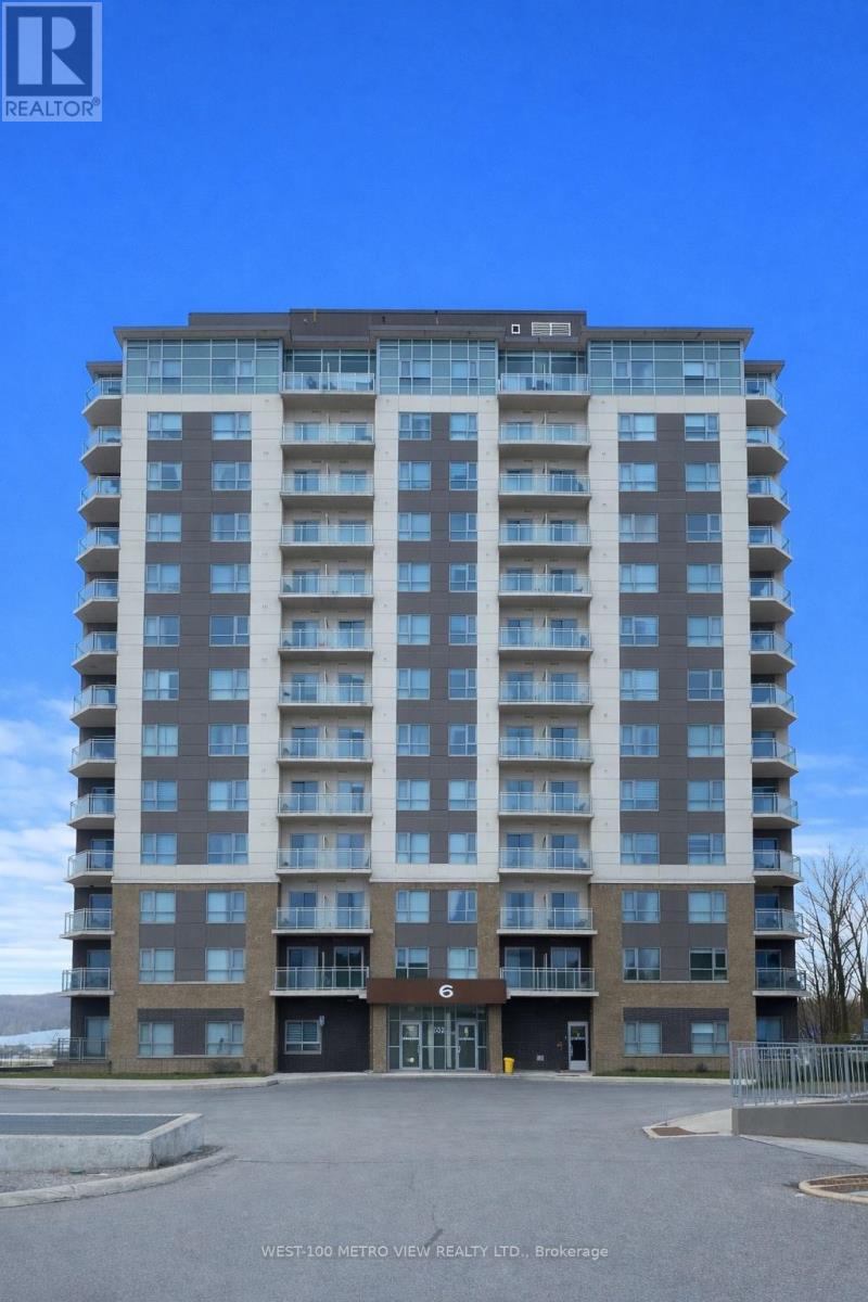 Apartment at 704 - 56 LAKESIDE TERRACE, Barrie (Little Lake)