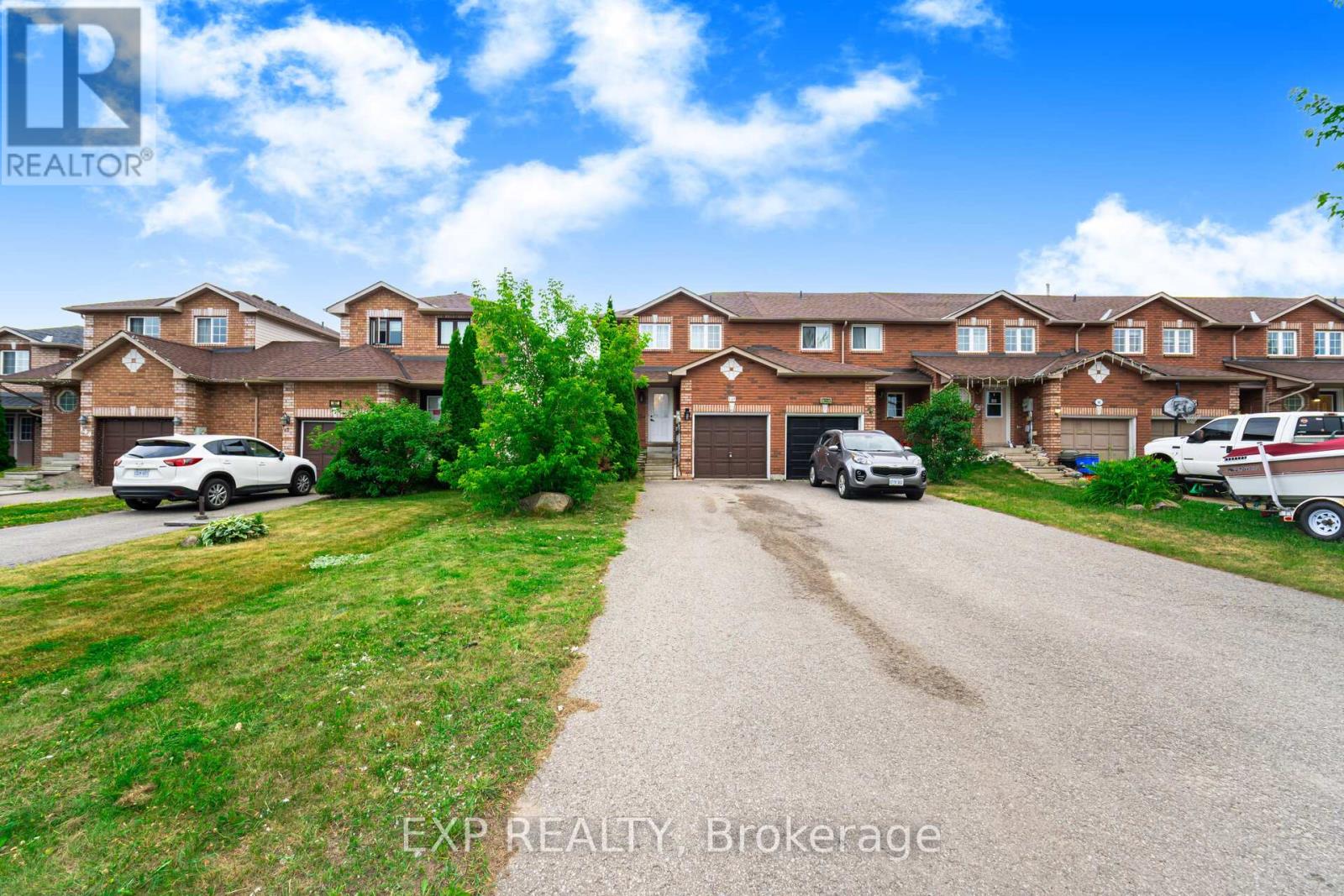 Townhouse at 145 COURTNEY CRESCENT, Barrie (Painswick South)
