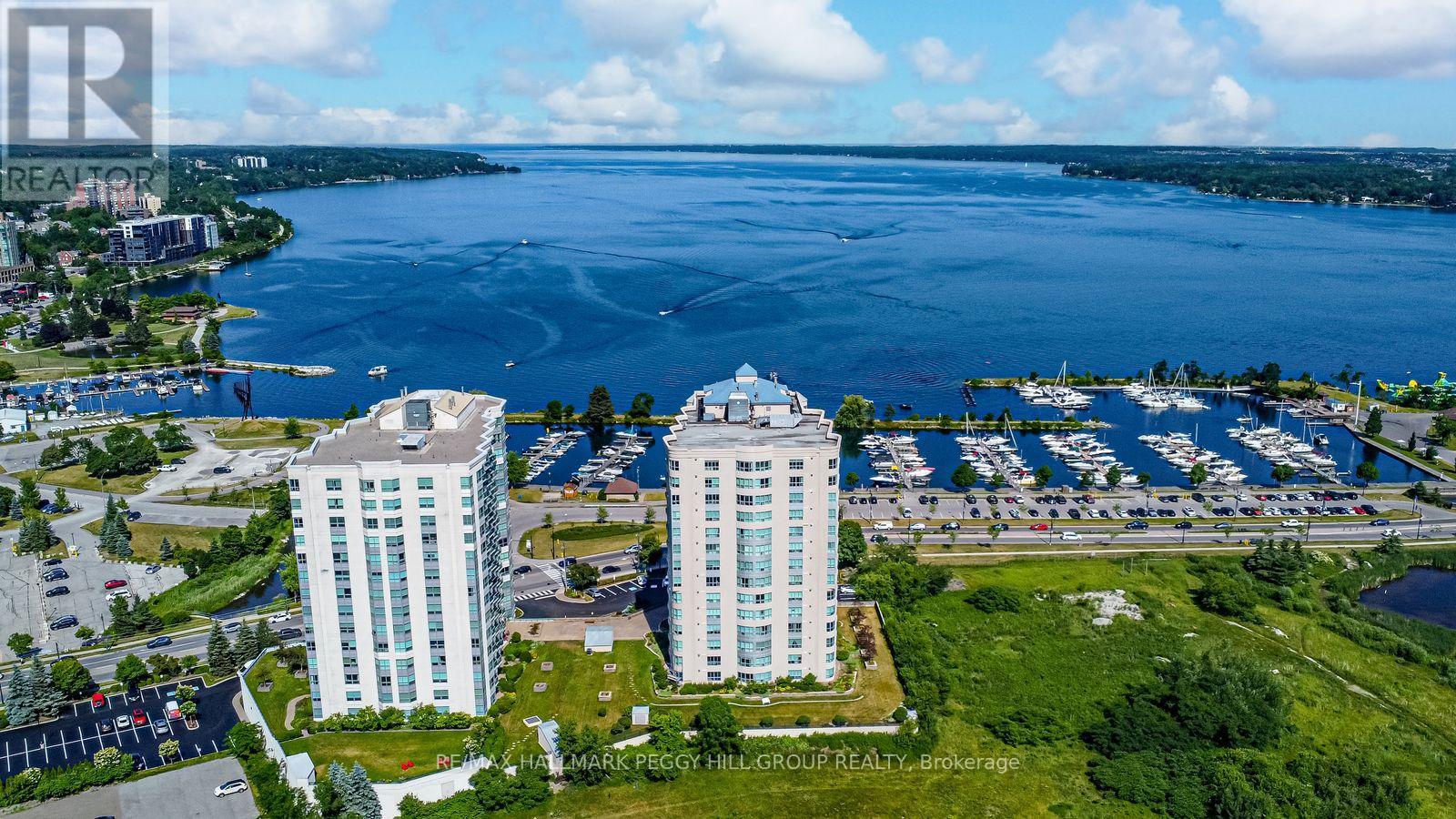 Apartment at PH2/3 - 2 TORONTO STREET, Barrie (City Centre)