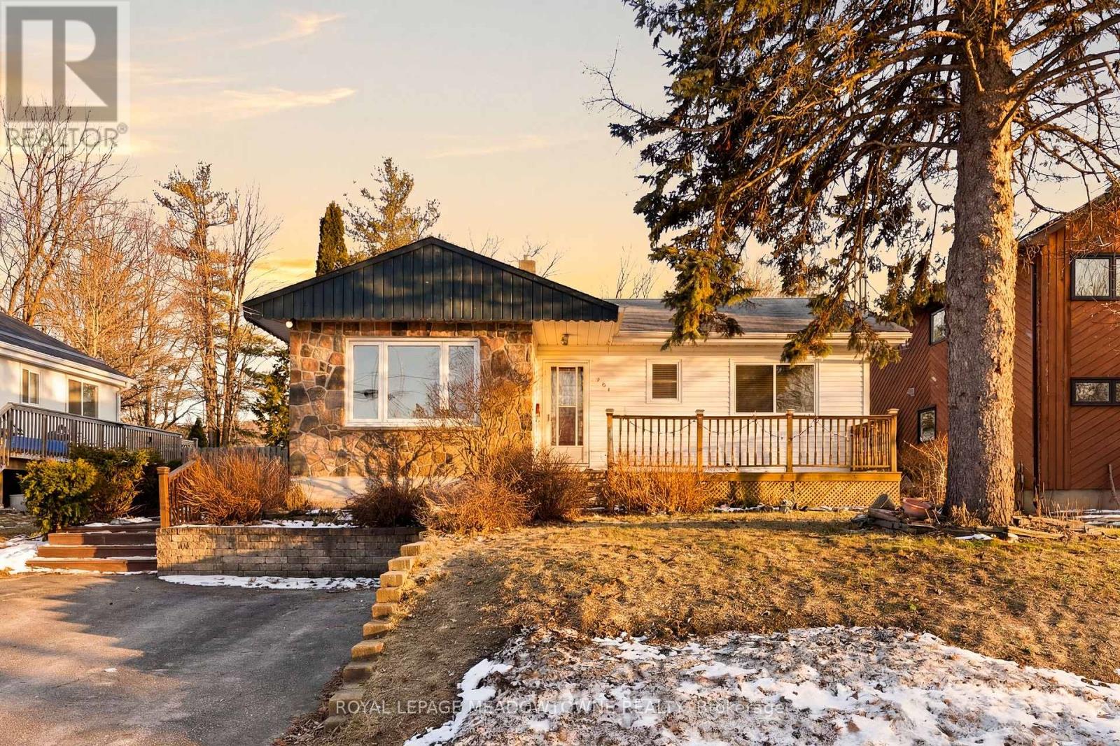 Detached at 209 CLIFF ROAD, Barrie (South Shore)