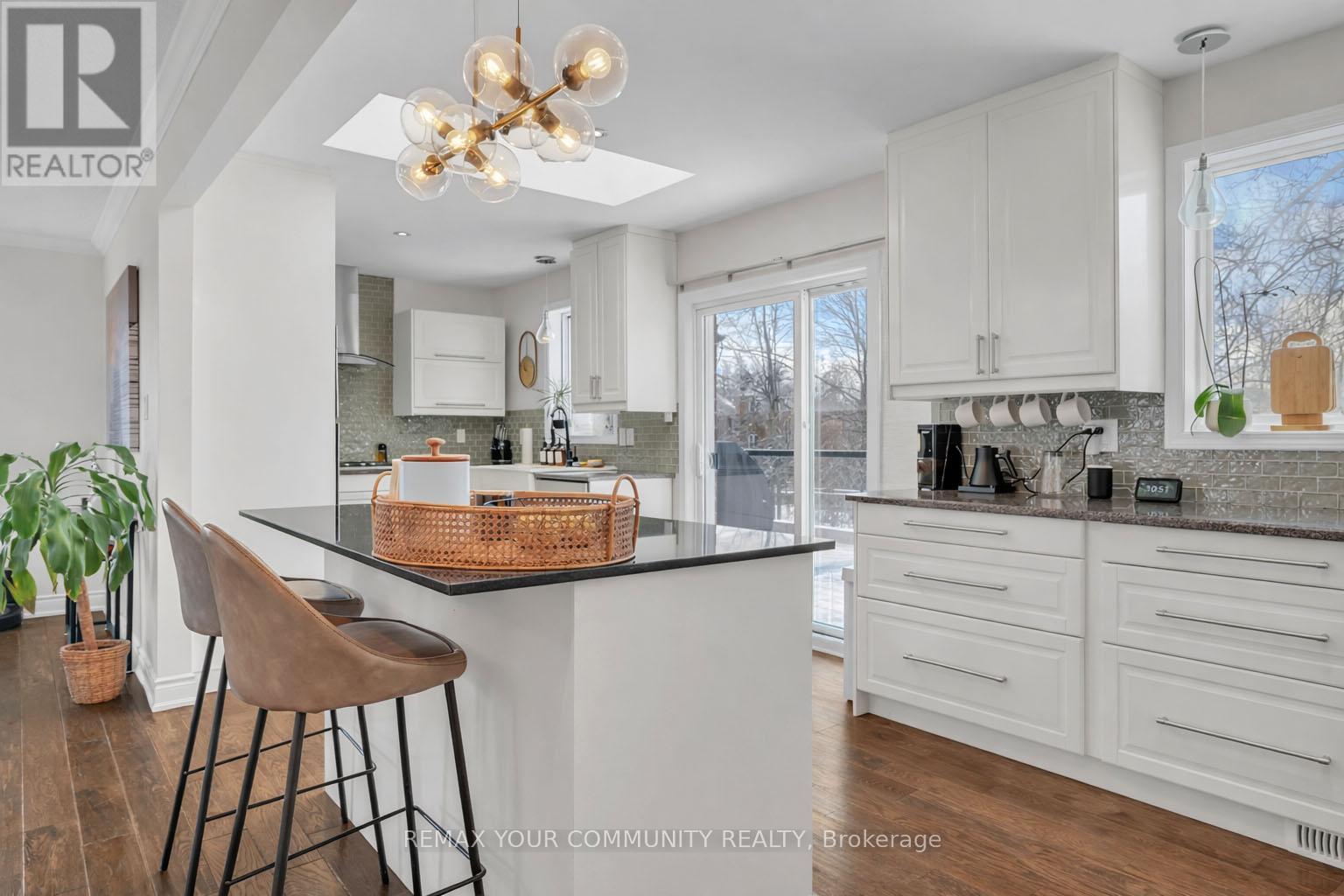 Detached at 92 SANDRINGHAM DRIVE, Barrie (Innis-Shore)