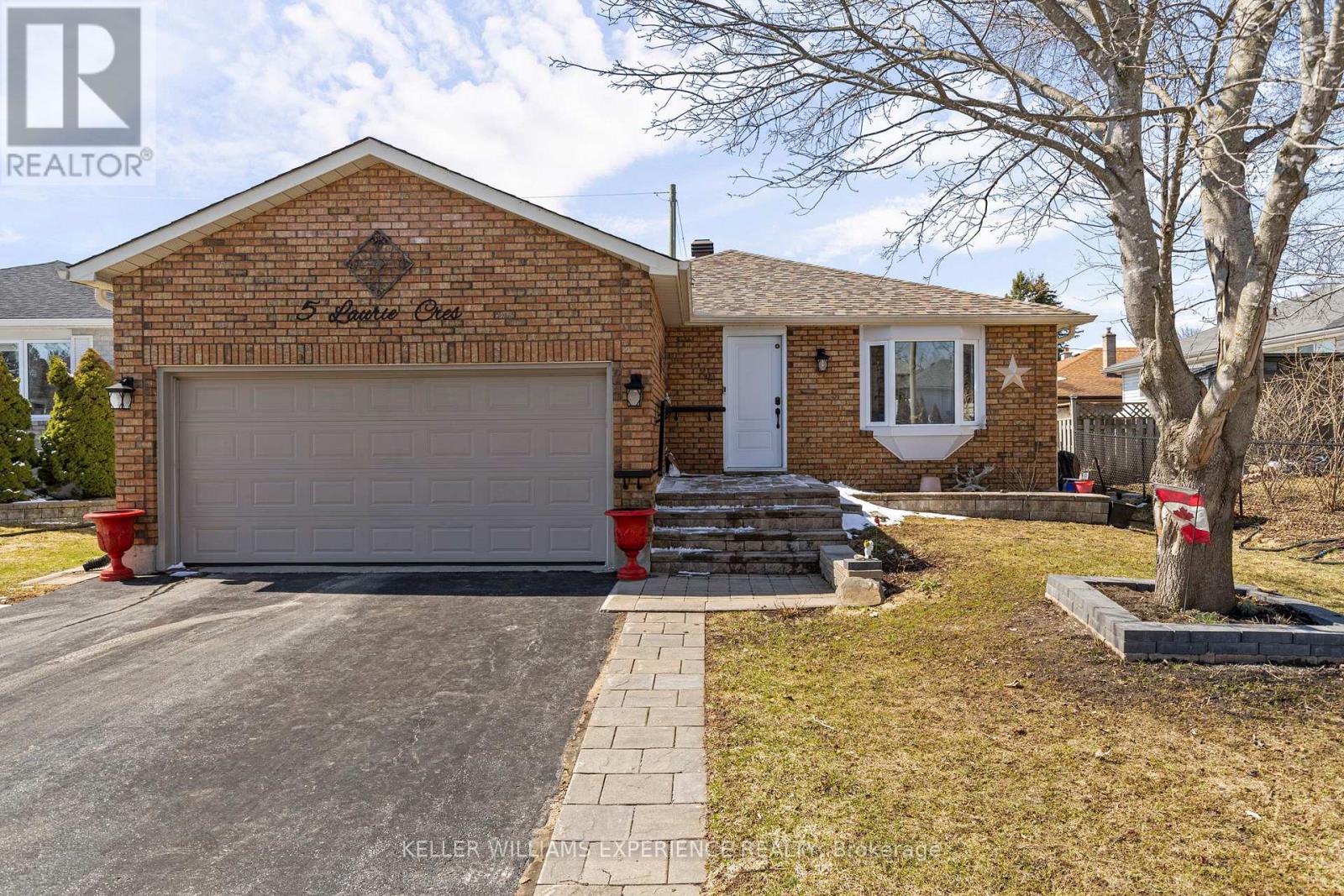 Detached at 5 LAURIE CRESCENT, Barrie (Wellington)