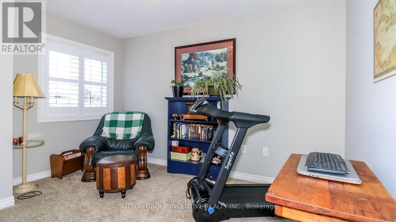 Townhouse at 1012 WRIGHT DRIVE, Midland