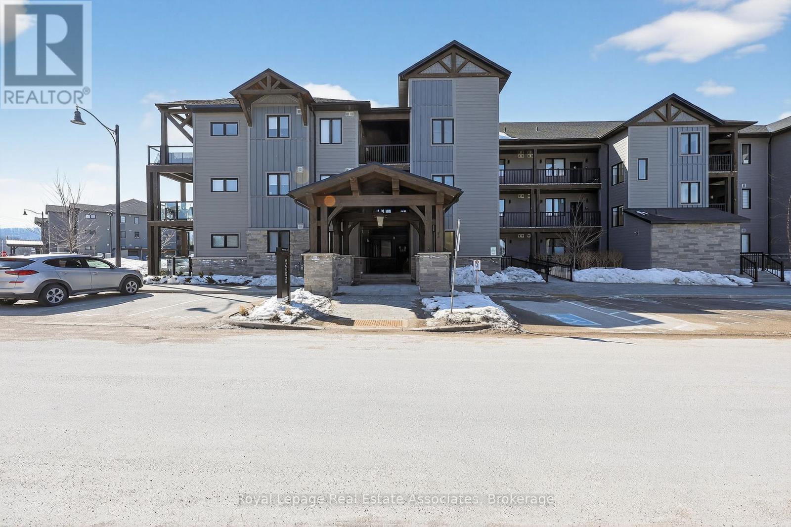 Apartment at 306 - 10 BEAUSOLEIL LANE, Blue Mountains