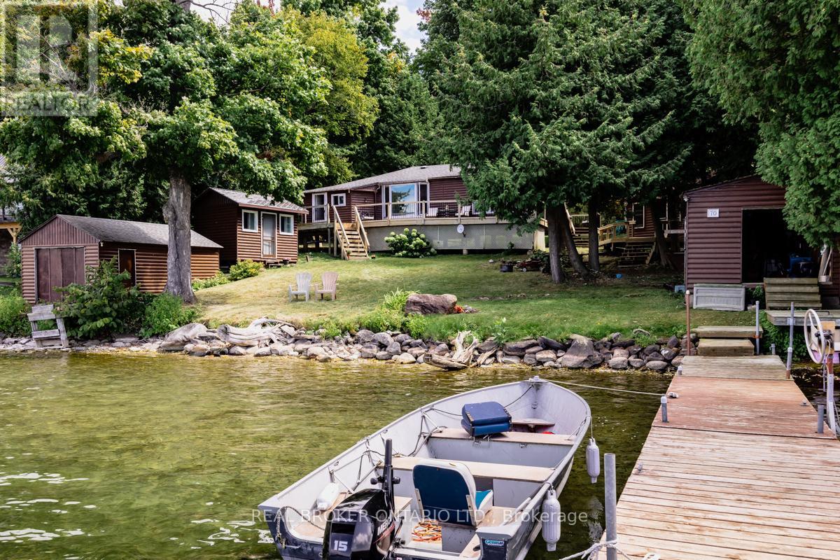 Detached at 70 IVY LANE, Orillia
