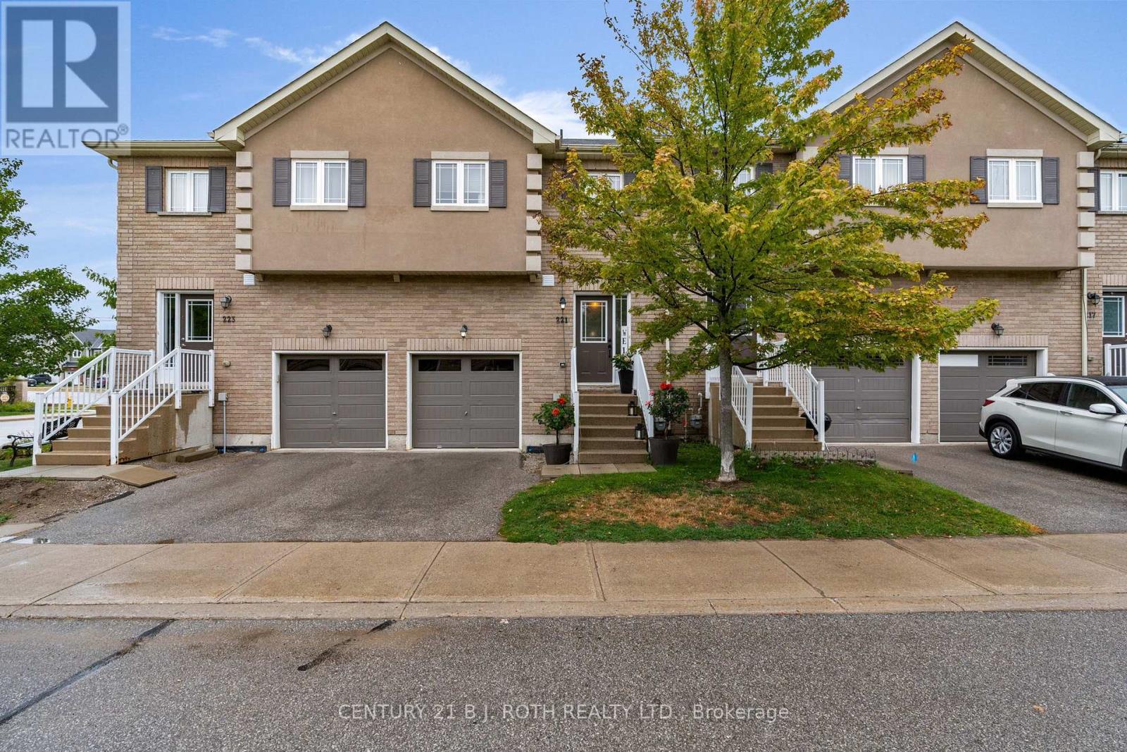 Townhouse at 221 HARVIE ROAD, Barrie (Holly)