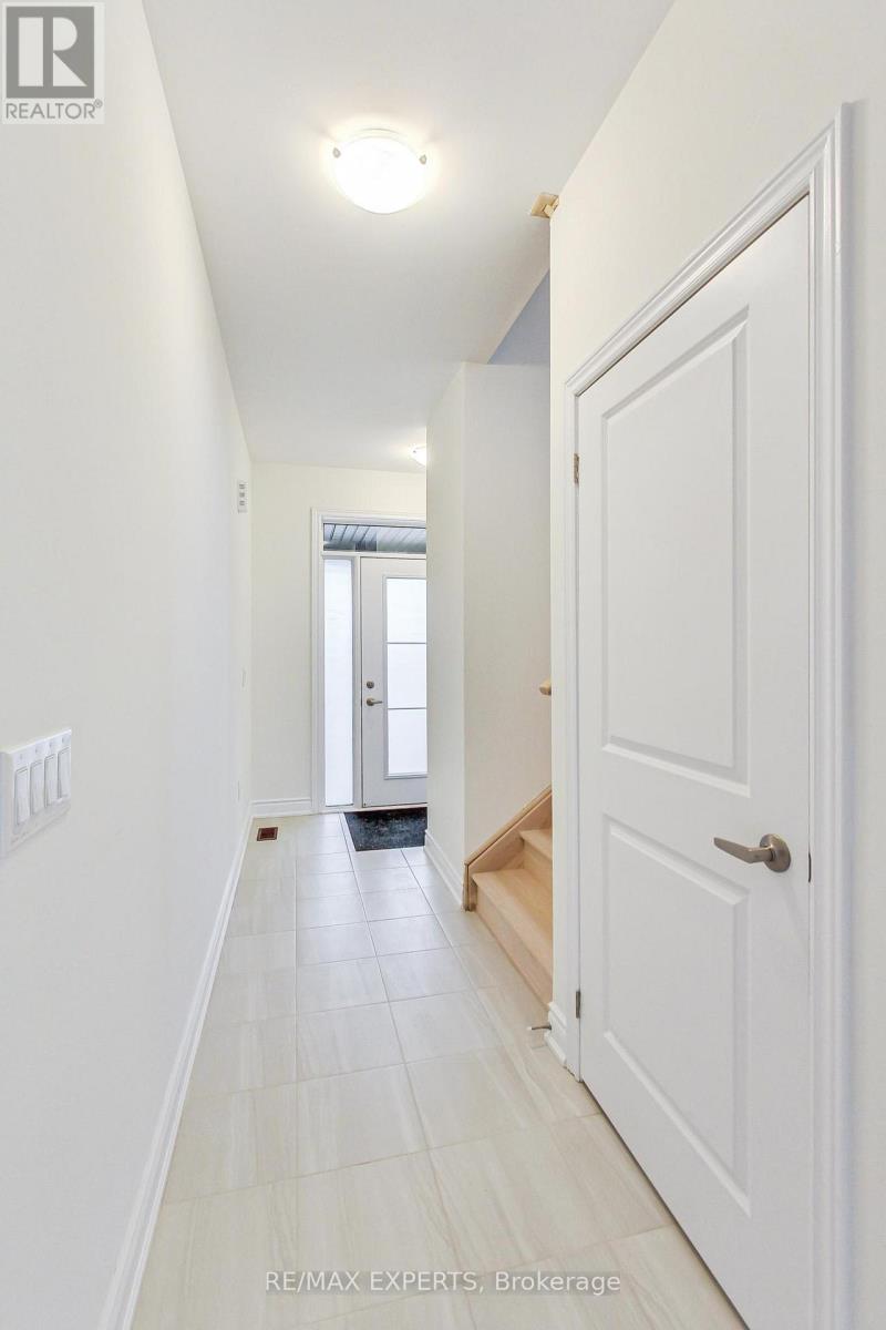 Detached at 62 SEASON CRESCENT, Wasaga Beach