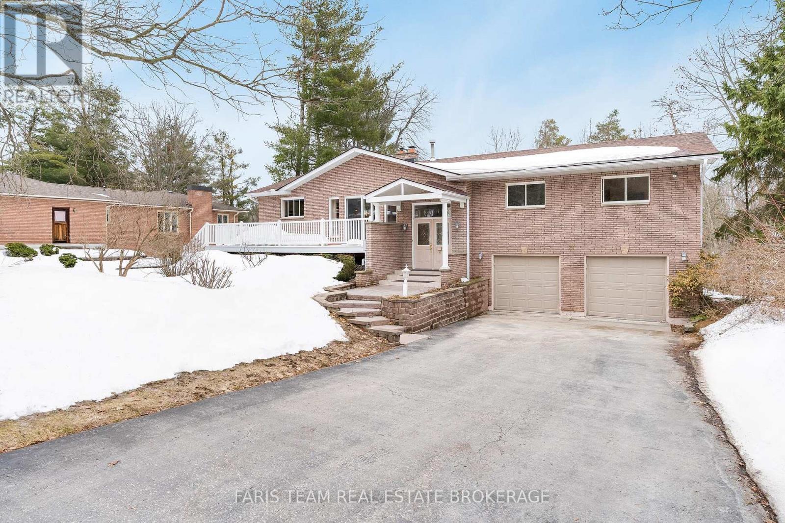 Detached at 21 POOLES ROAD, Springwater (Midhurst)