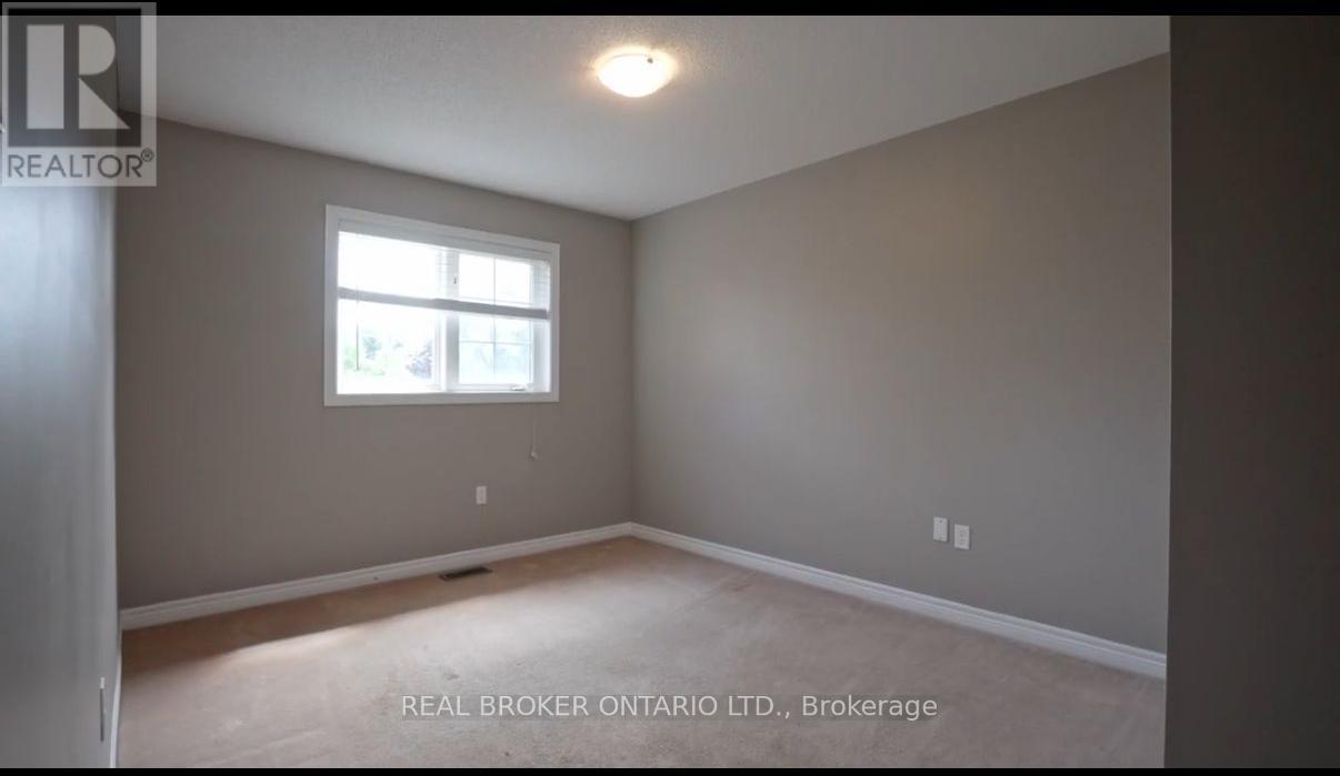Townhouse at 176 THRUSHWOOD DRIVE, Barrie