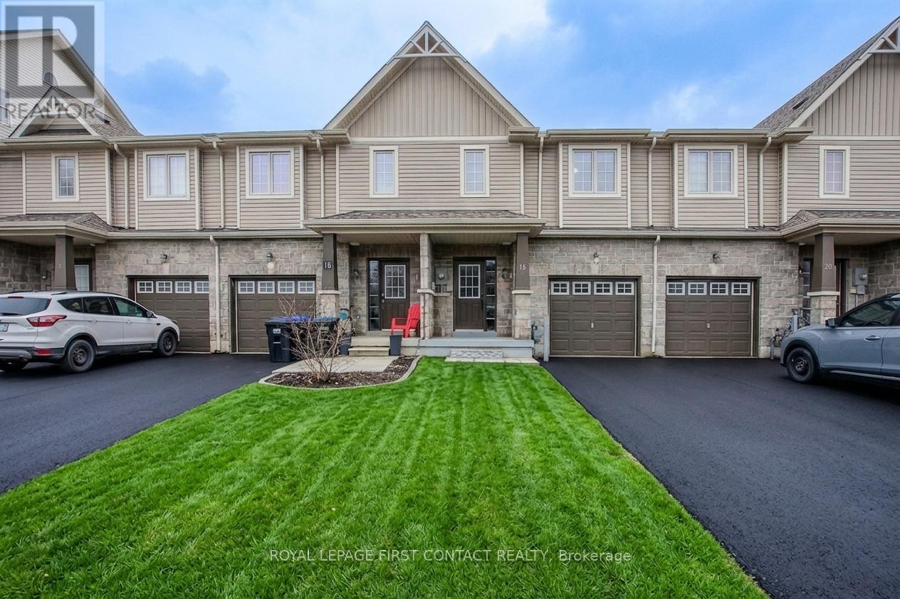 Townhouse at 18 ARCADIA ROAD, Wasaga Beach