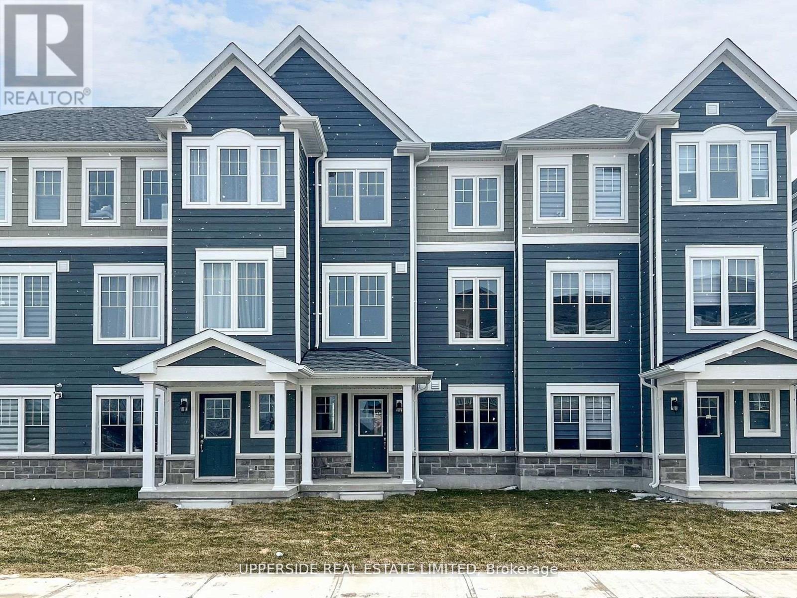 Townhouse at 105 SURF DRIVE, Wasaga Beach