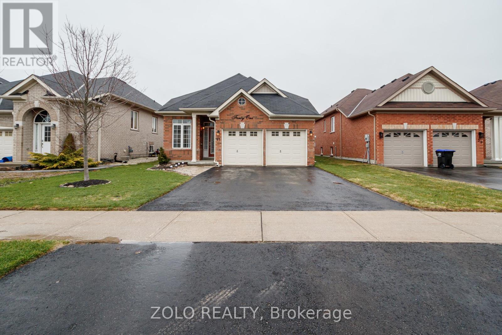 Detached at 41 MIDDLETON DRIVE, Wasaga Beach