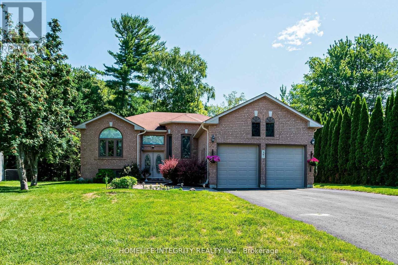 Detached at 37 BROUWER CRESCENT, Wasaga Beach