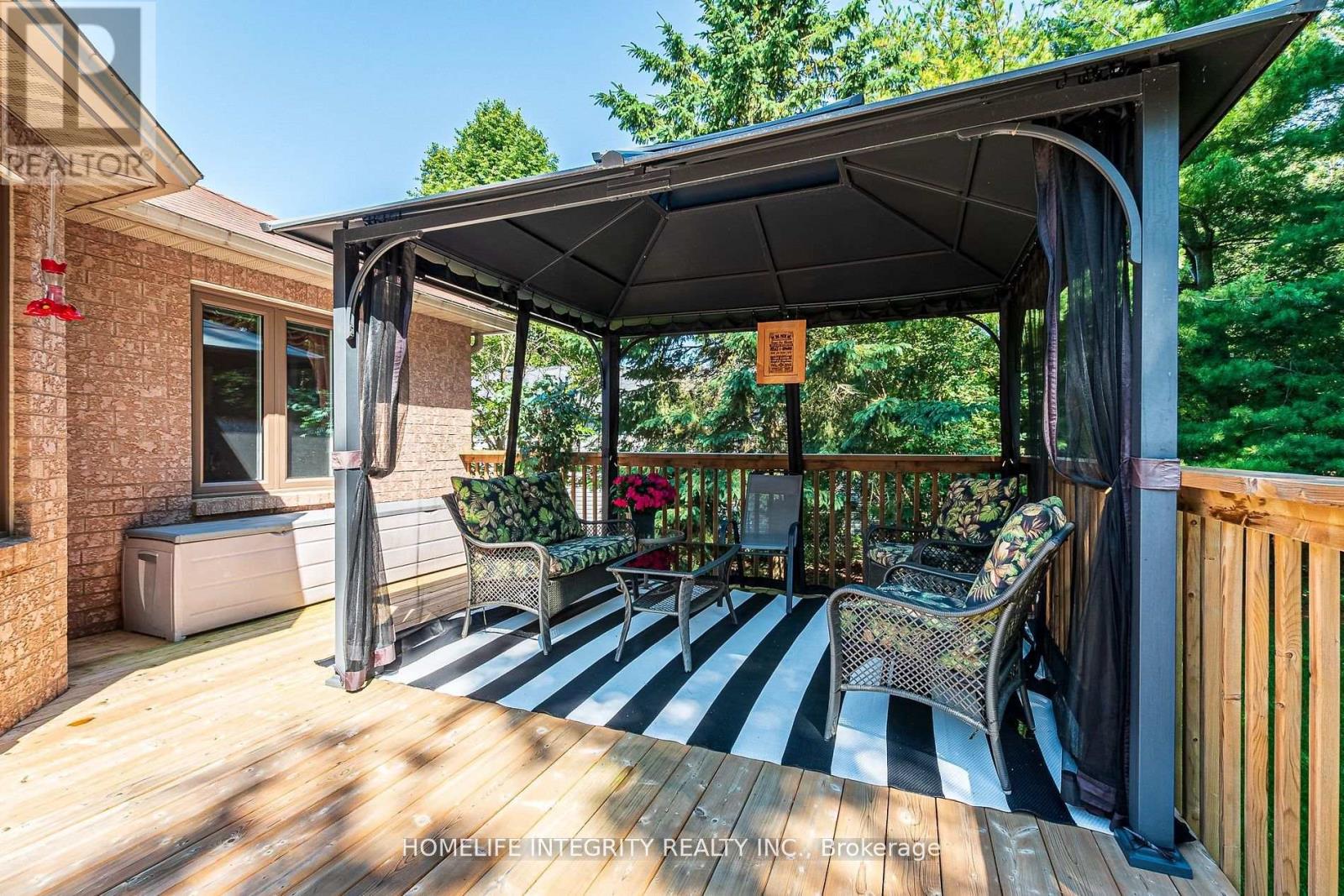 Detached at 37 BROUWER CRESCENT, Wasaga Beach