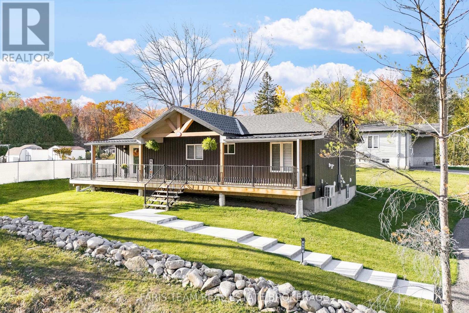 Detached at 550 SECOND AVENUE, Tay (Port McNicoll)