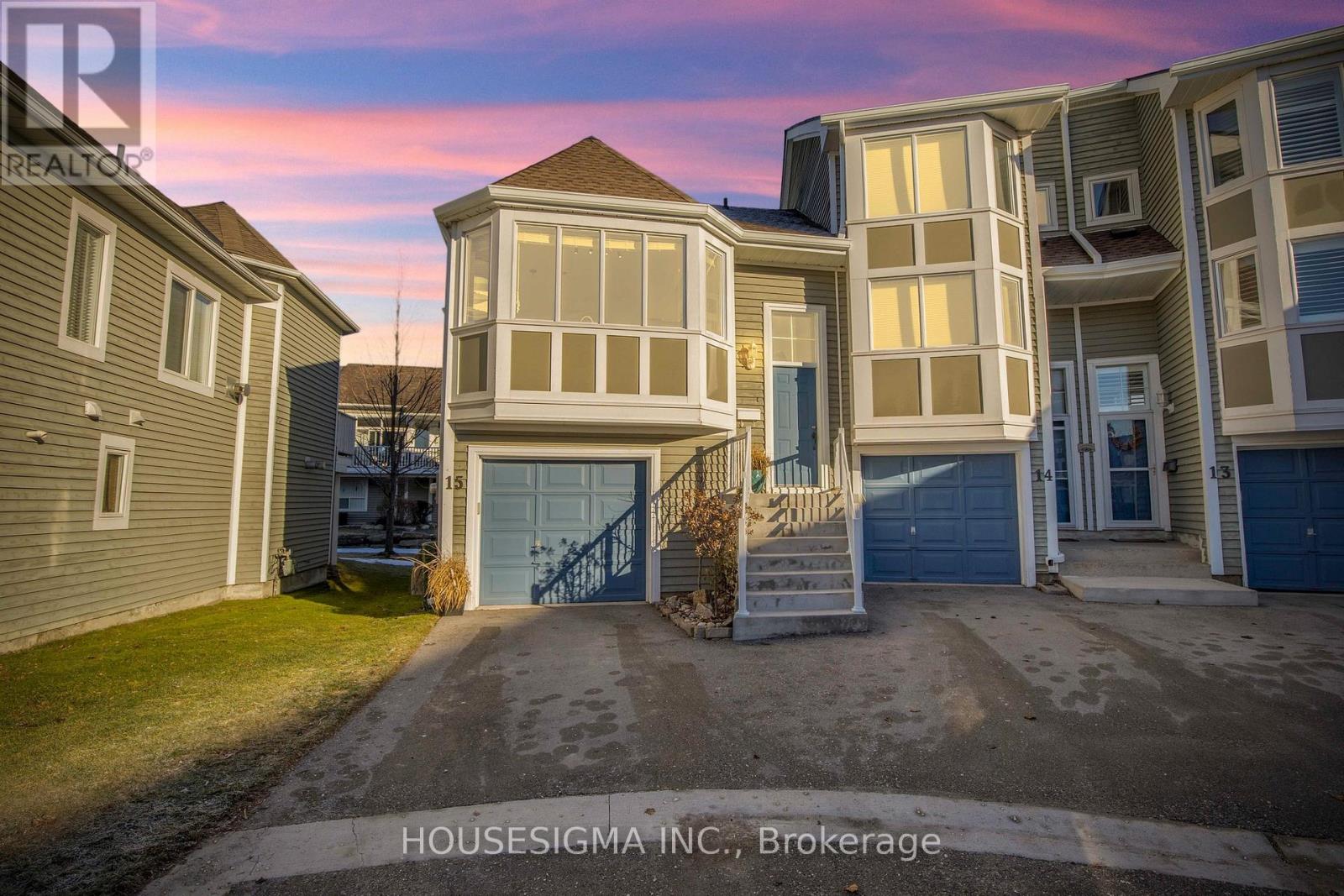 Townhouse at 10 - 15 CRANBERRY QUAY, Collingwood