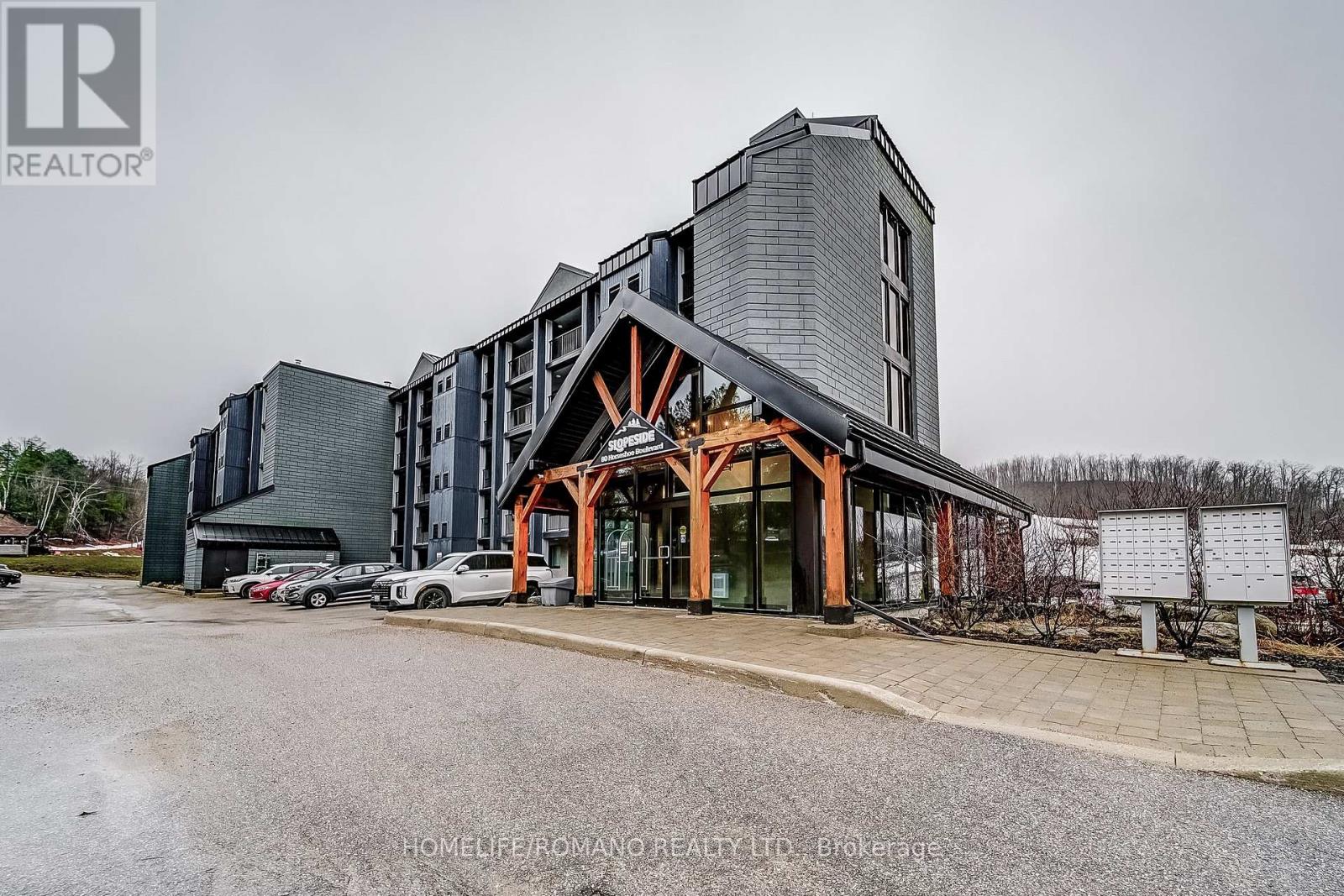 Apartment at 305 - 80 HORSESHOE BOULEVARD, Oro-Medonte (Horseshoe Valley)
