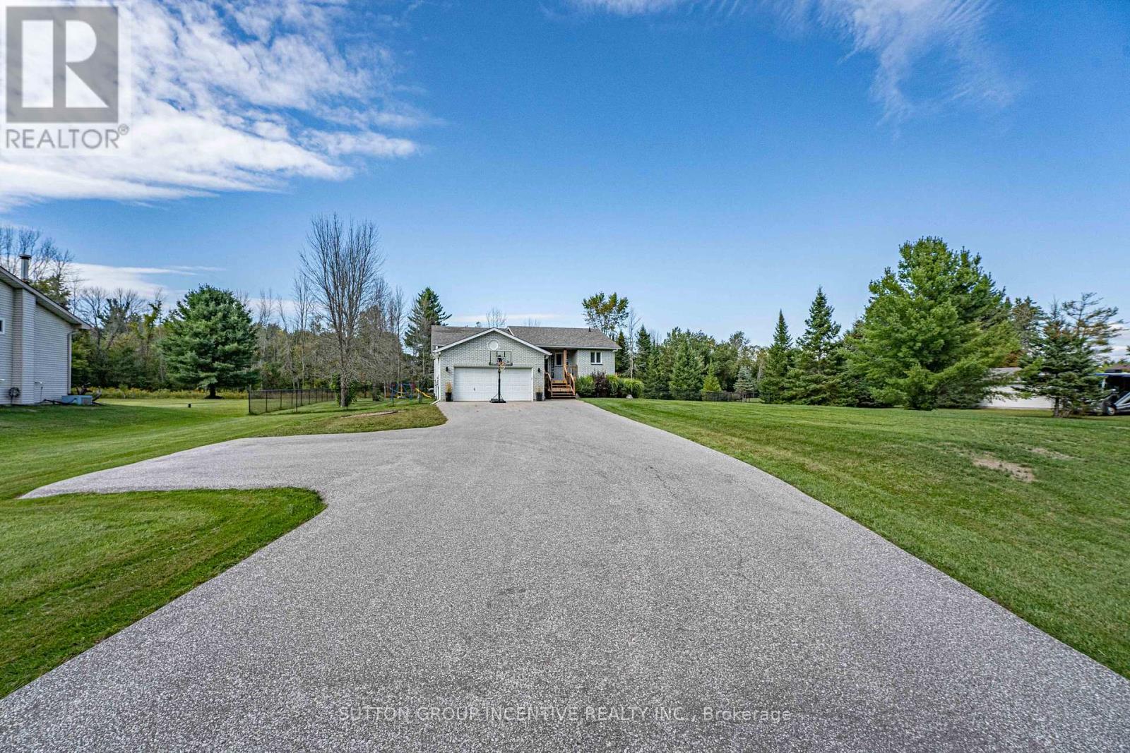 Detached at 5274 5 SUNNIDALE CONCESSION ROAD, Clearview (New Lowell)
