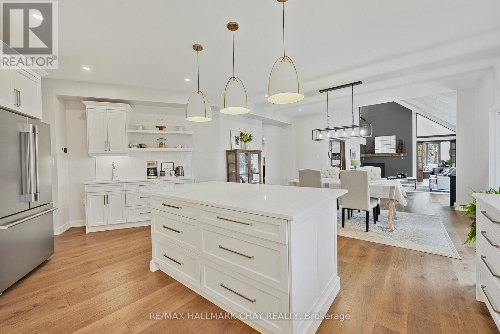 Detached at 1359 OLD BARRIE ROAD E, Oro-Medonte