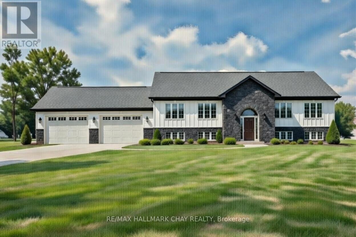 Detached at 3 STOKES DRIVE, Springwater (Minesing)