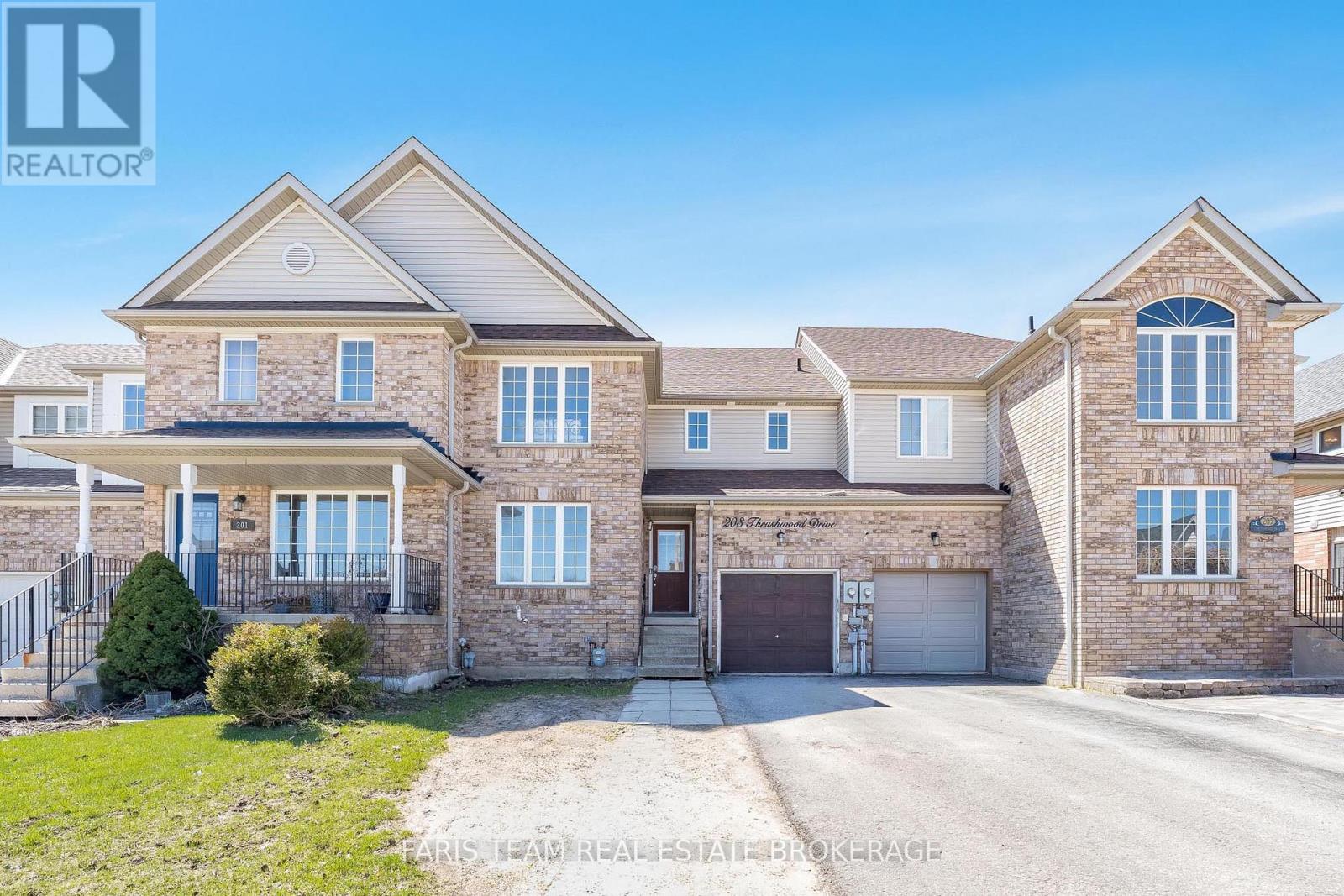 Townhouse at 203 THRUSHWOOD DRIVE, Barrie (400 West)