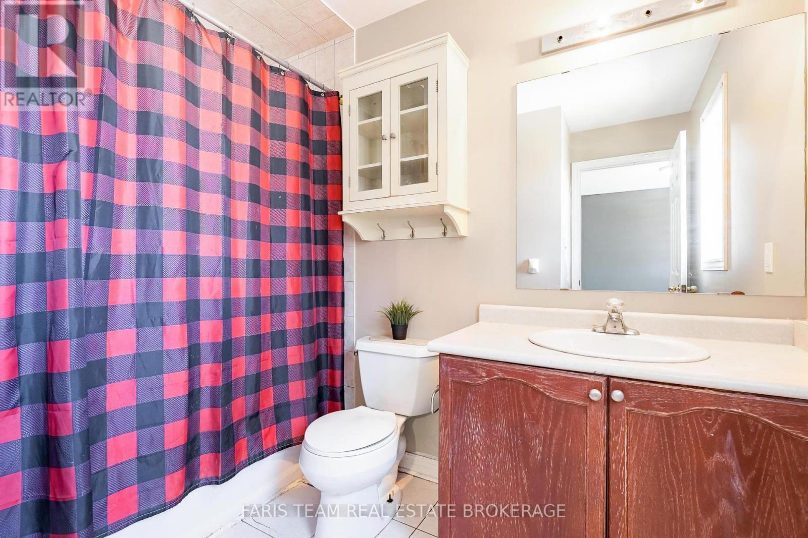 Townhouse at 203 THRUSHWOOD DRIVE, Barrie