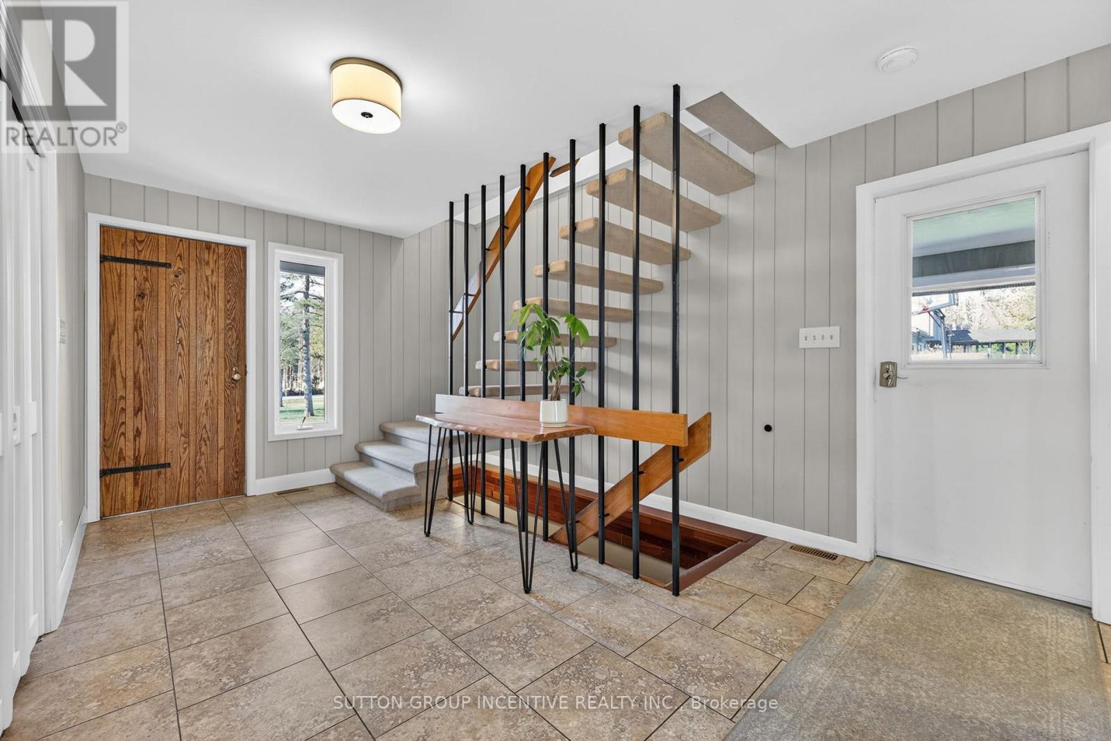 Detached at 24 BRAMBEL ROAD, Oro-Medonte