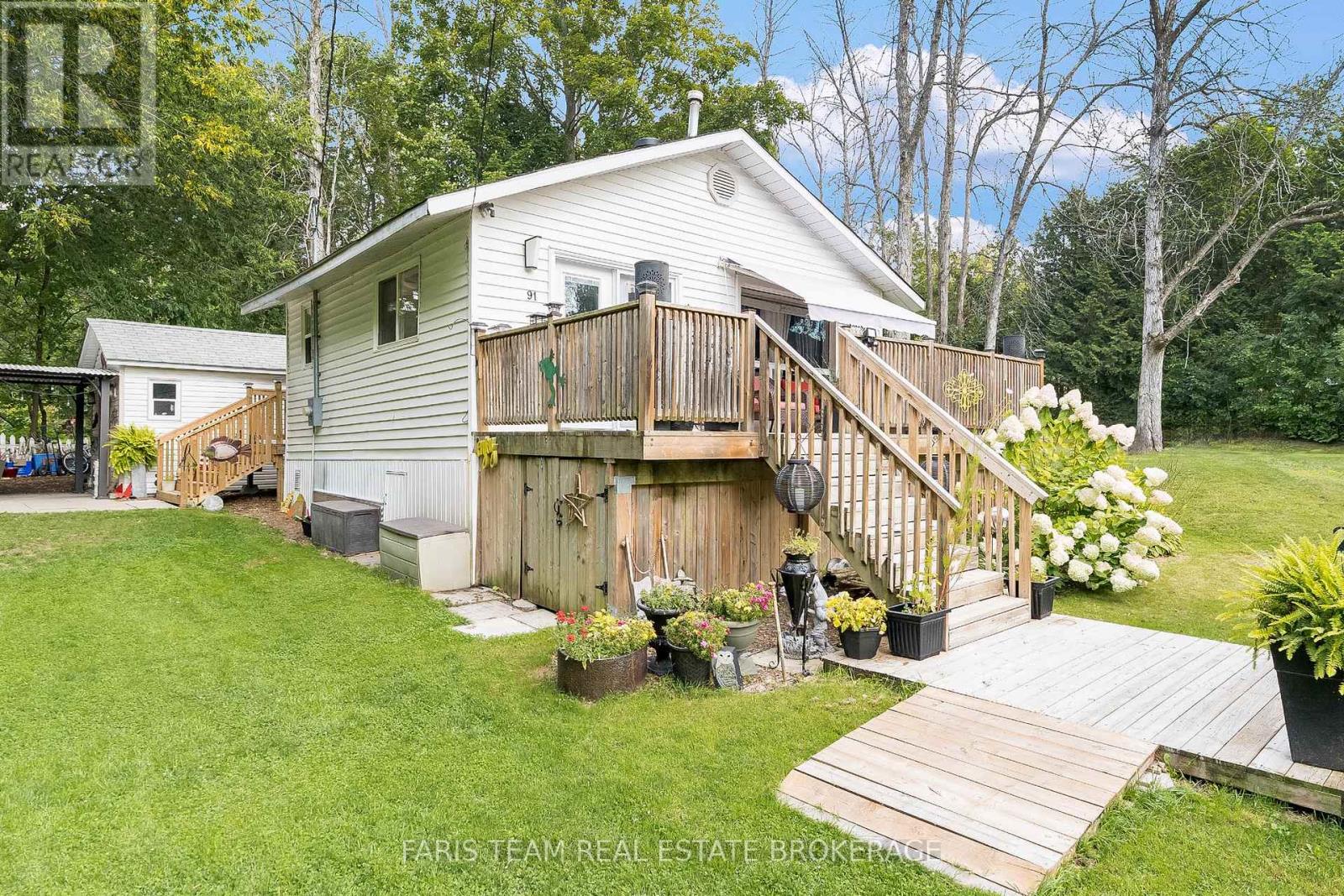 Detached at 91 PARK STREET, Tay (Victoria Harbour)