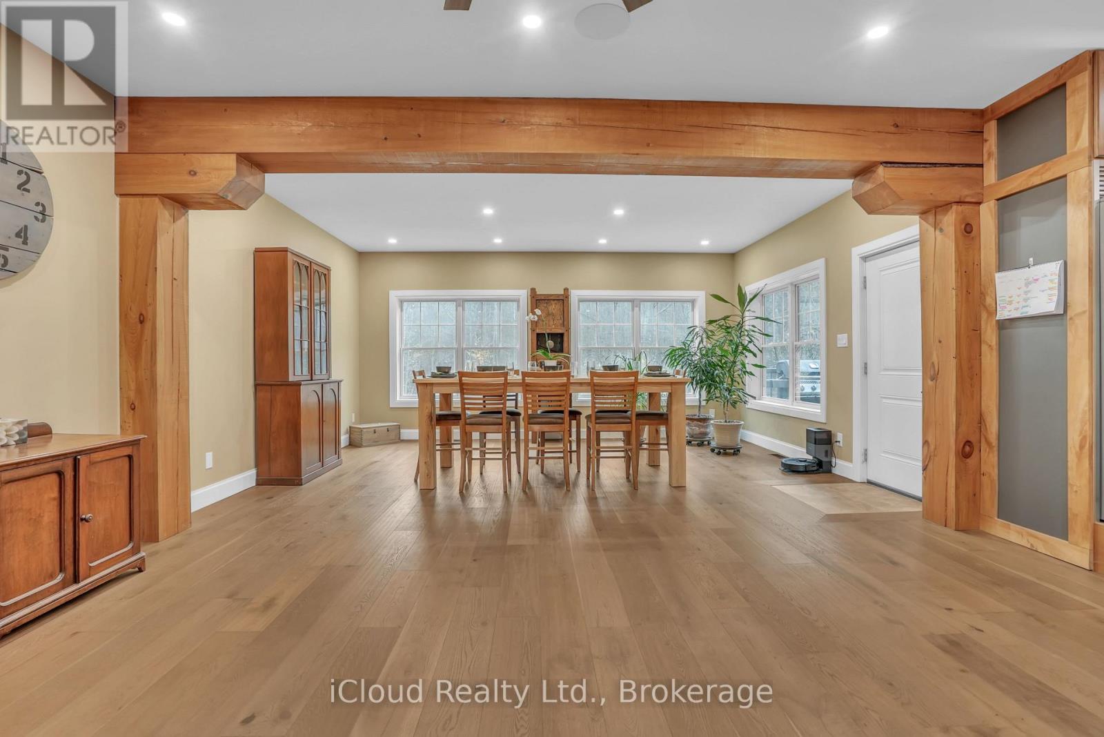 Detached at 2091 DWYER ROAD, Springwater