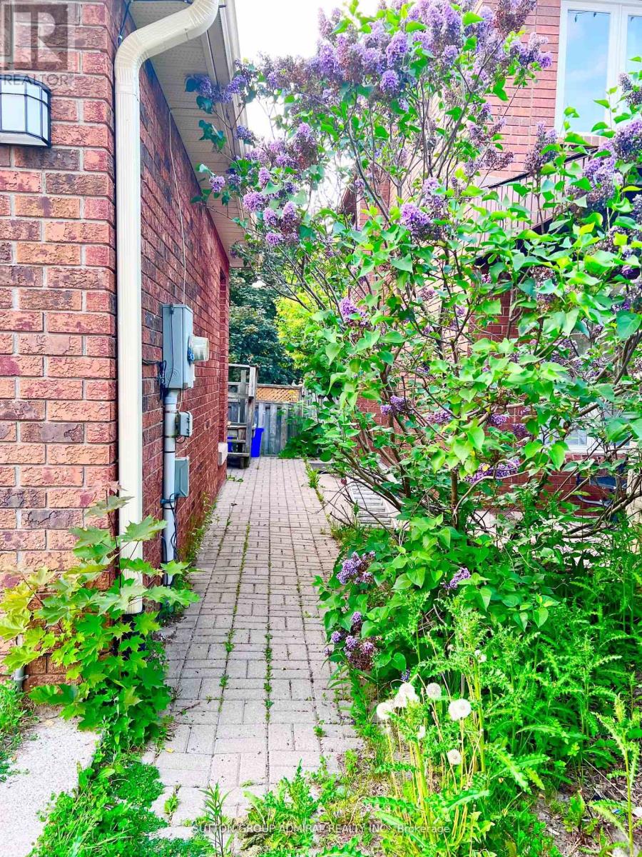 Detached at BSMT - 71 TRILLIUM CRESCENT, Barrie