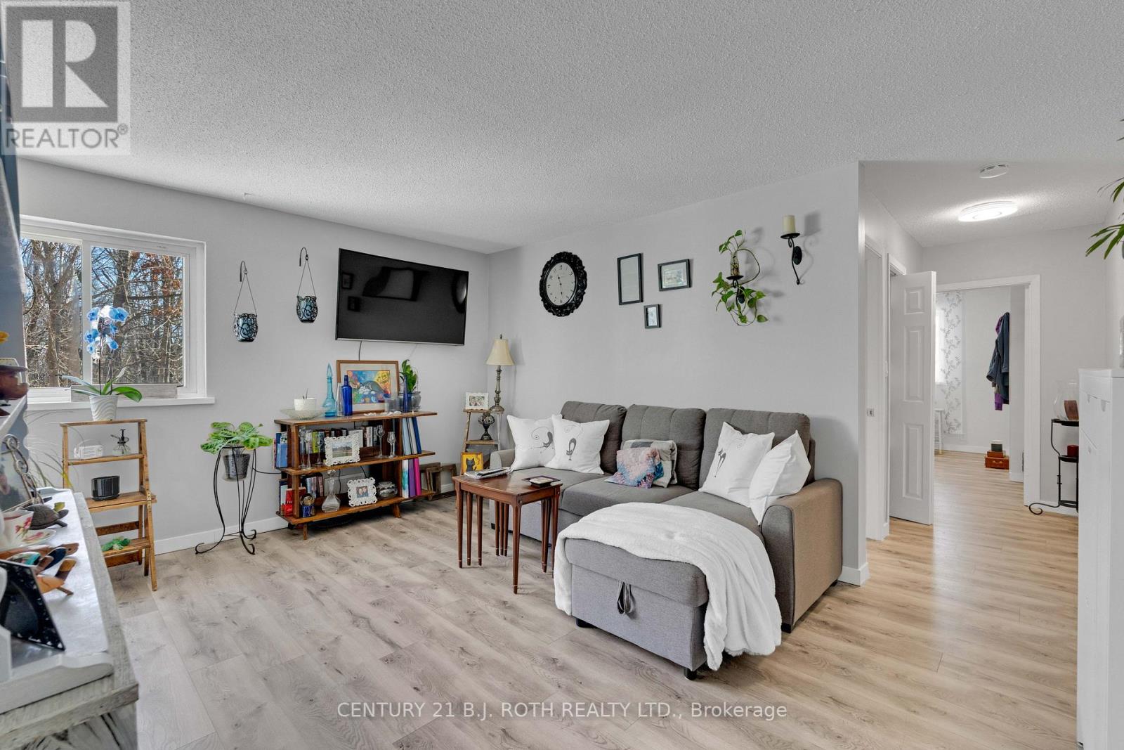 Multiplex at 184 BORLAND STREET E, Orillia